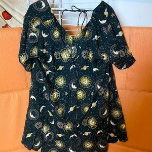 Large Motel Women’s shirt button up.